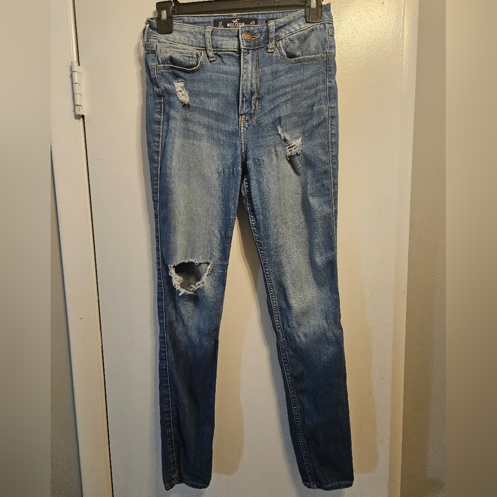 Hollister Medium Blue Ripped Skinny Jeans 26/28